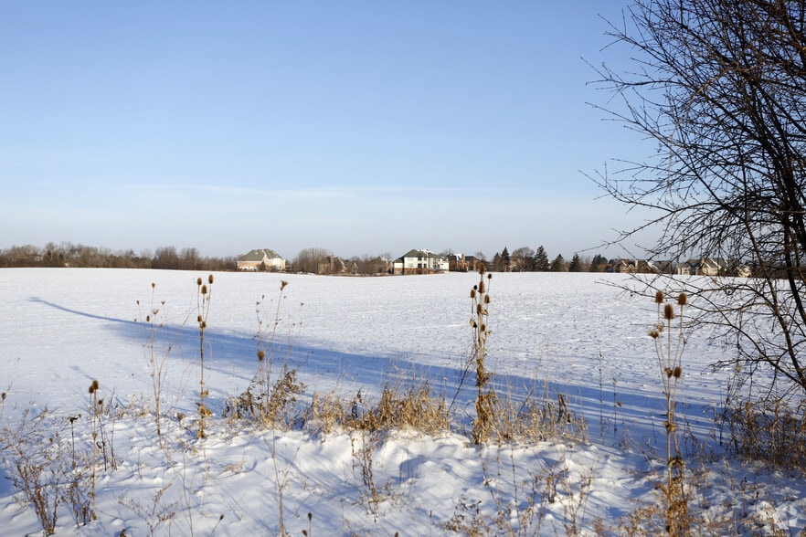 South Barrington Landsites portfolio of 3 properties for sale on LoopNet.com - Primary Photo - Image 2 of 3