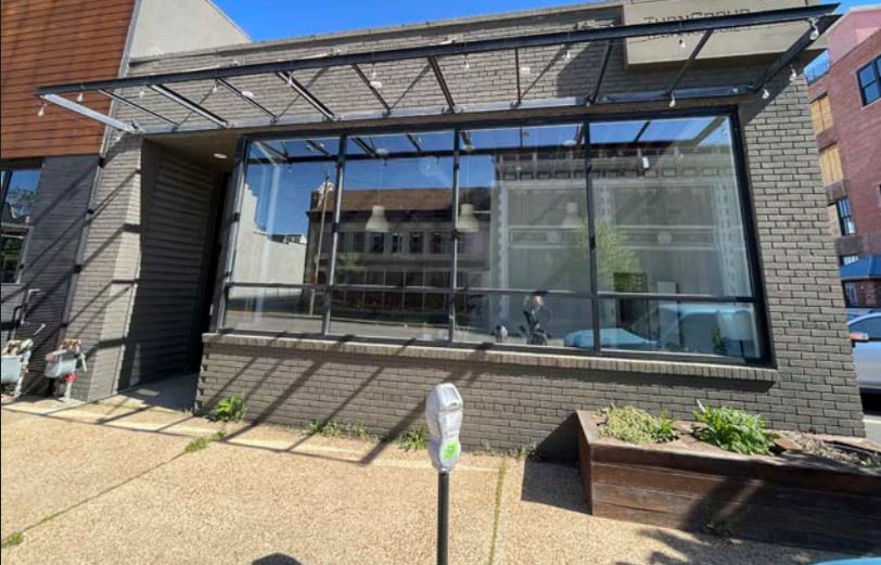 2811 & 2815 Locust St portfolio of 2 properties for sale on LoopNet.com - Building Photo - Image 2 of 11