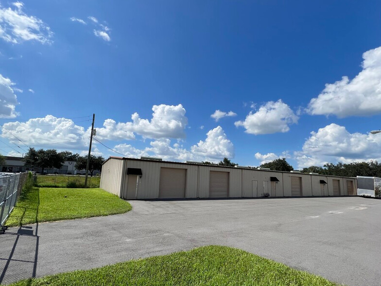 3031 Gusty Ln, Orlando, FL for lease - Building Photo - Image 2 of 4