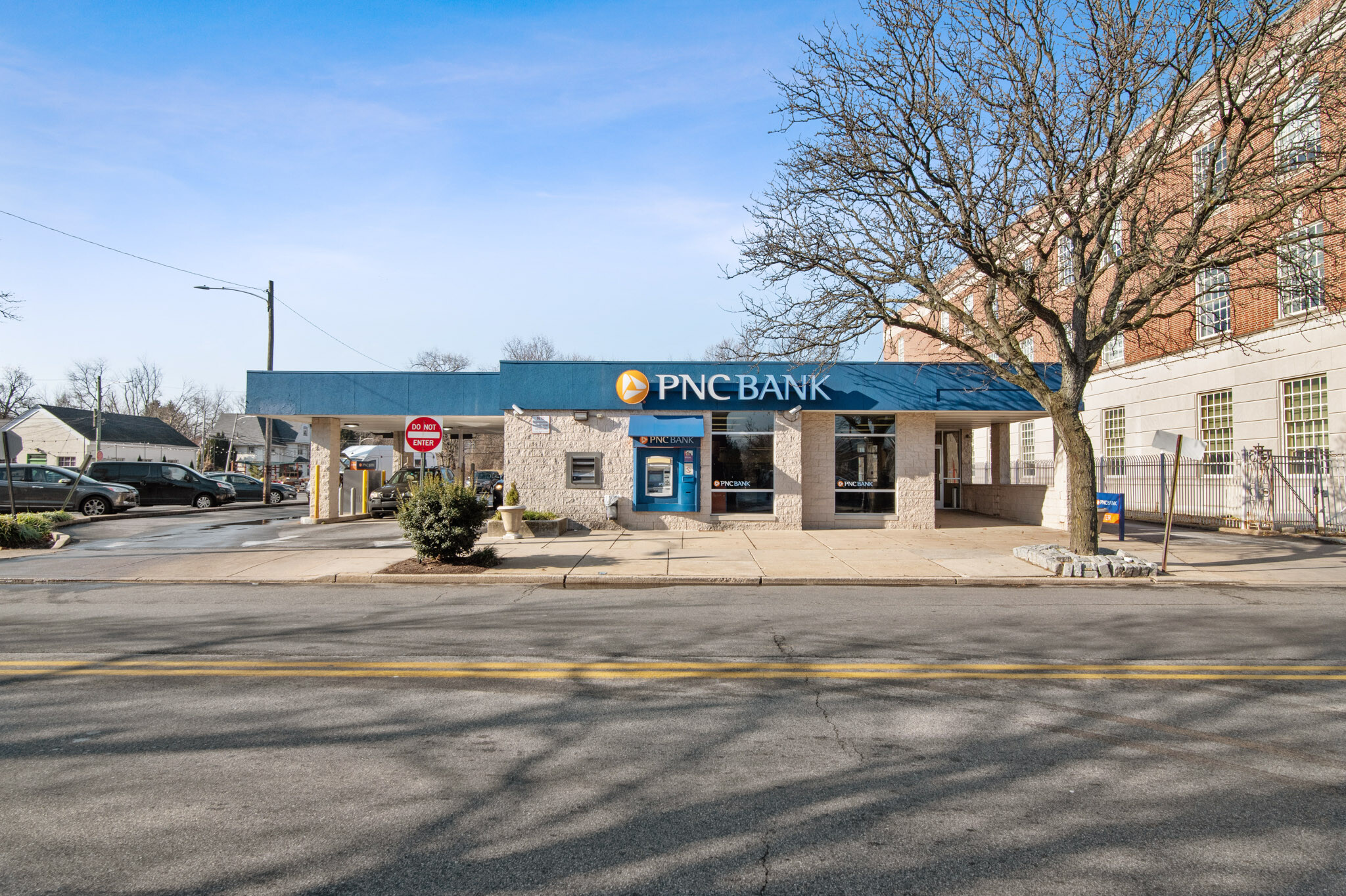 38 N Lansdowne Ave, Lansdowne, PA for sale Primary Photo- Image 1 of 1