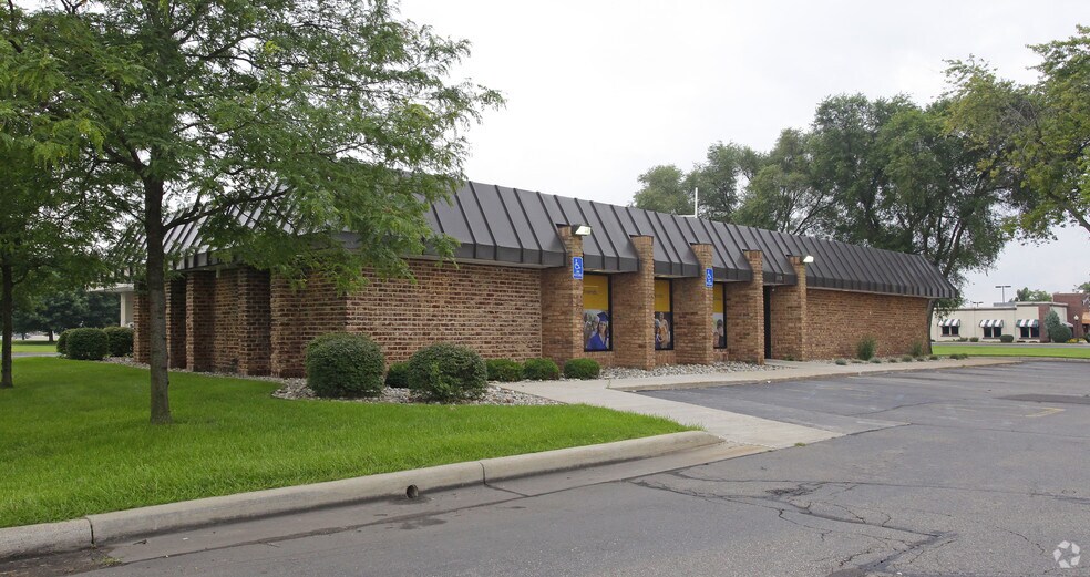 5810 Gull Rd, Kalamazoo, MI for sale - Primary Photo - Image 1 of 1