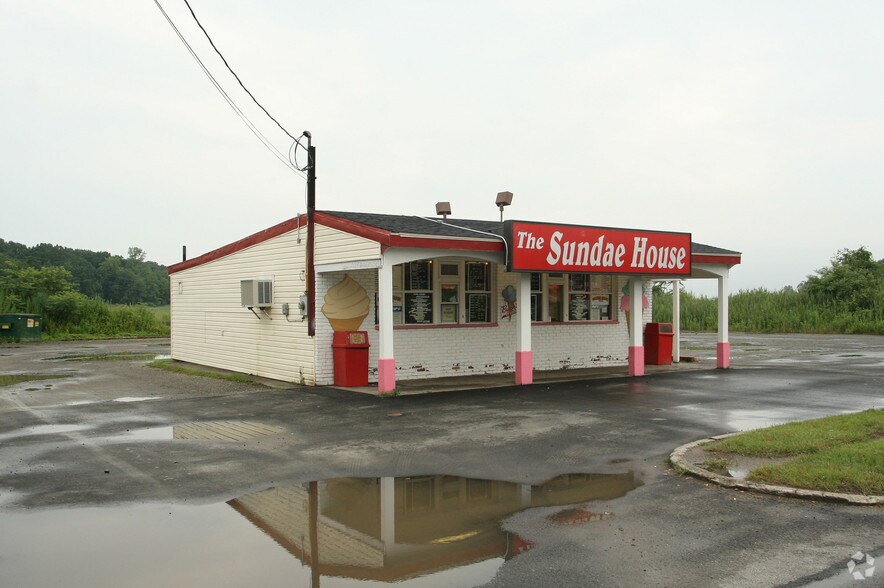 499 New Haven Ave, Milford, CT 06460 Retail for Sale