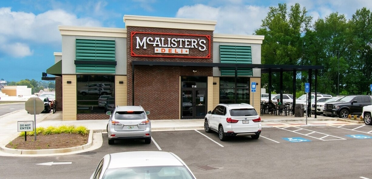 200800 Merchants Dr, Oxford, MS 38655 Oxford Galleria II