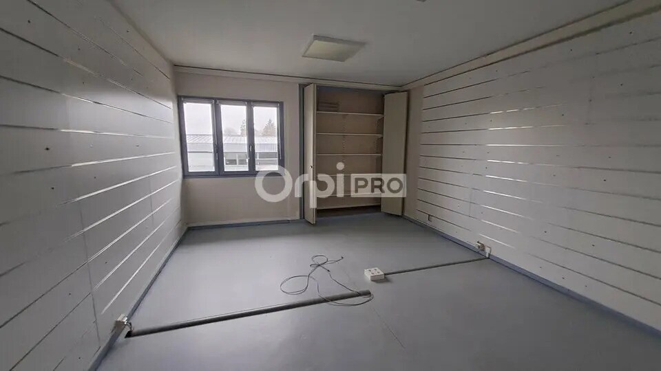 45 Rue Des Genêts, Serres-Castet for lease - Building Photo - Image 3 of 9