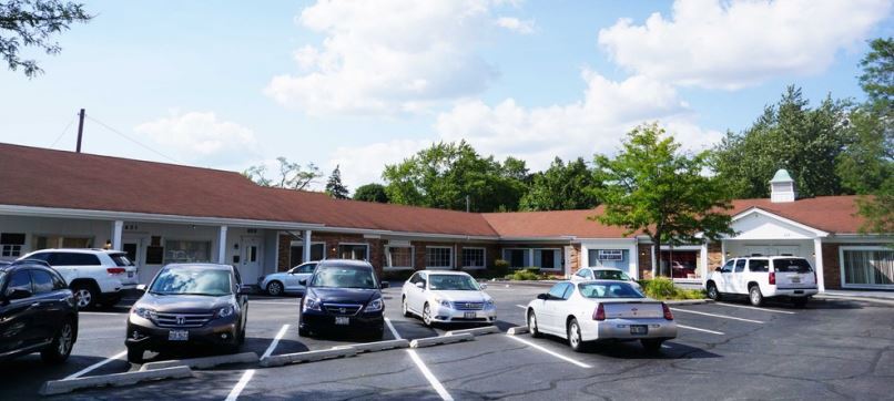 623-633 E Ogden Ave, Naperville, IL for lease - Primary Photo - Image 1 of 6