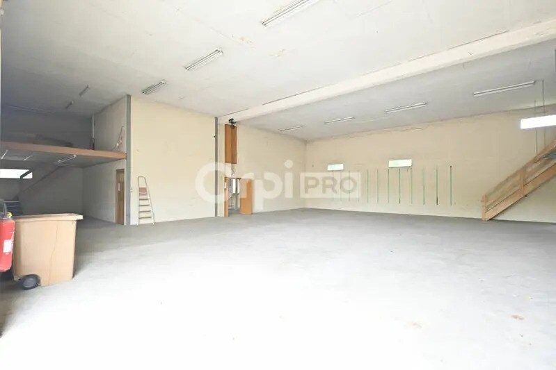 56 Route De Lyon, Bourgoin-Jallieu à vendre Photo intérieure– Image 1 sur 4