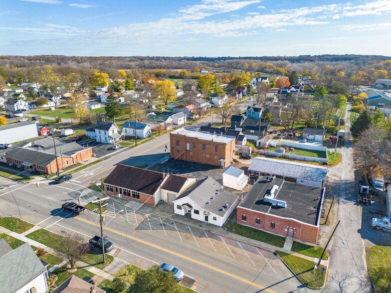 984 High St, Harrisburg, OH for sale - Building Photo - Image 3 of 33