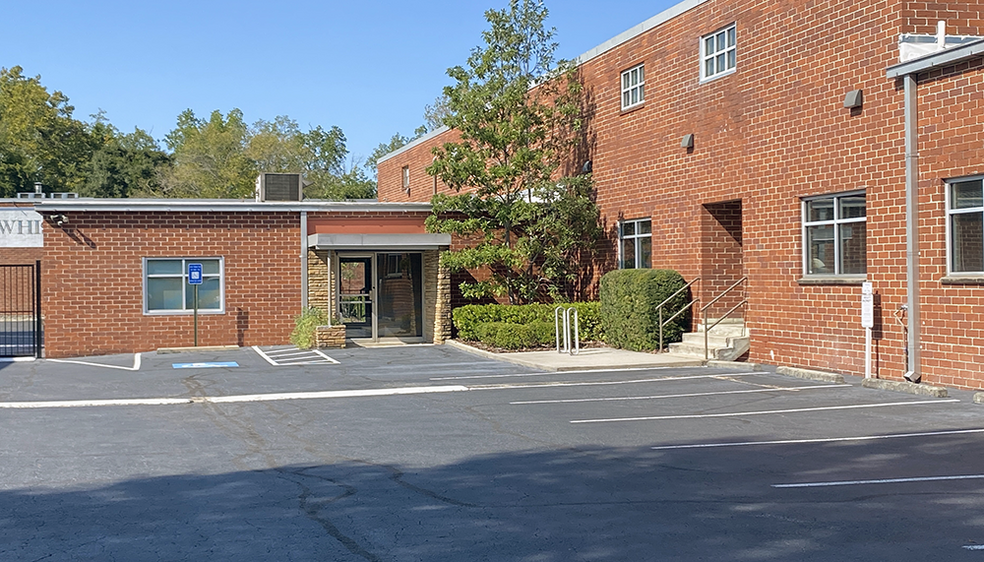 200 Ottley Dr NE, Atlanta, GA for lease - Building Photo - Image 1 of 2