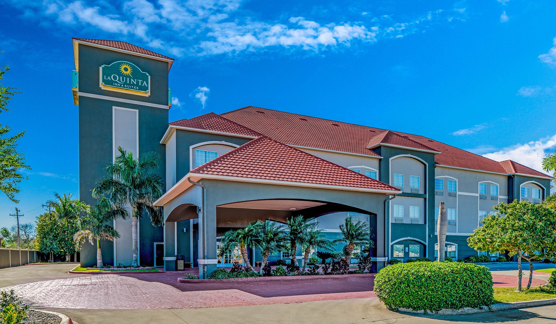 909 W Frontage Rd, Alamo, TX for sale Building Photo- Image 1 of 1