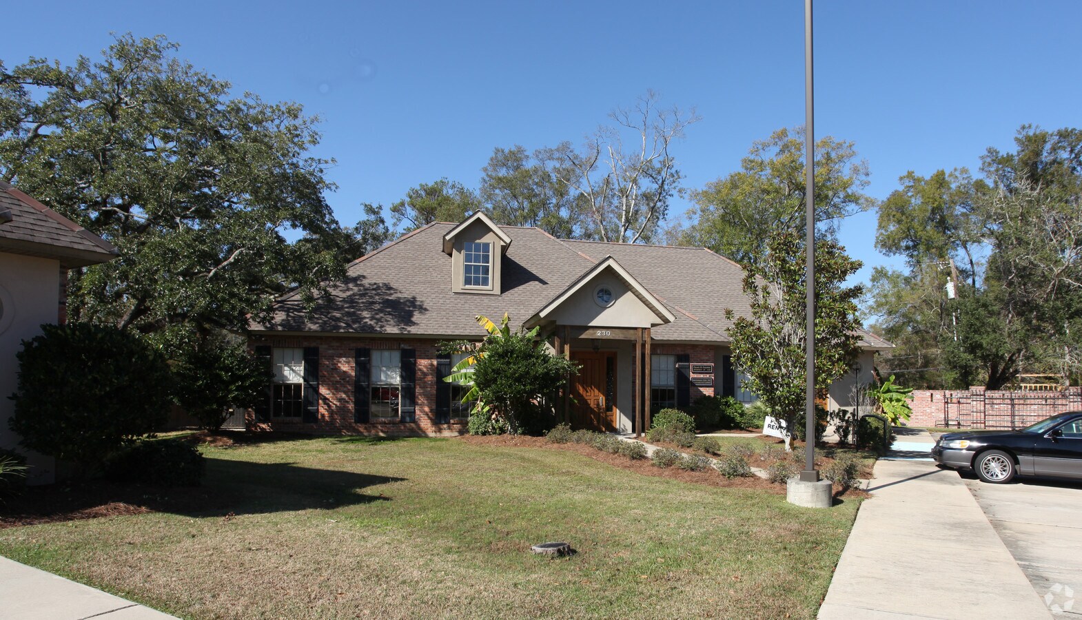 1250 SW Railroad Ave, Hammond, LA 70403