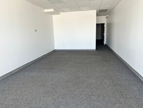 3010-3054 W Hobson Rd, Woodridge, IL for lease Interior Photo- Image 2 of 2