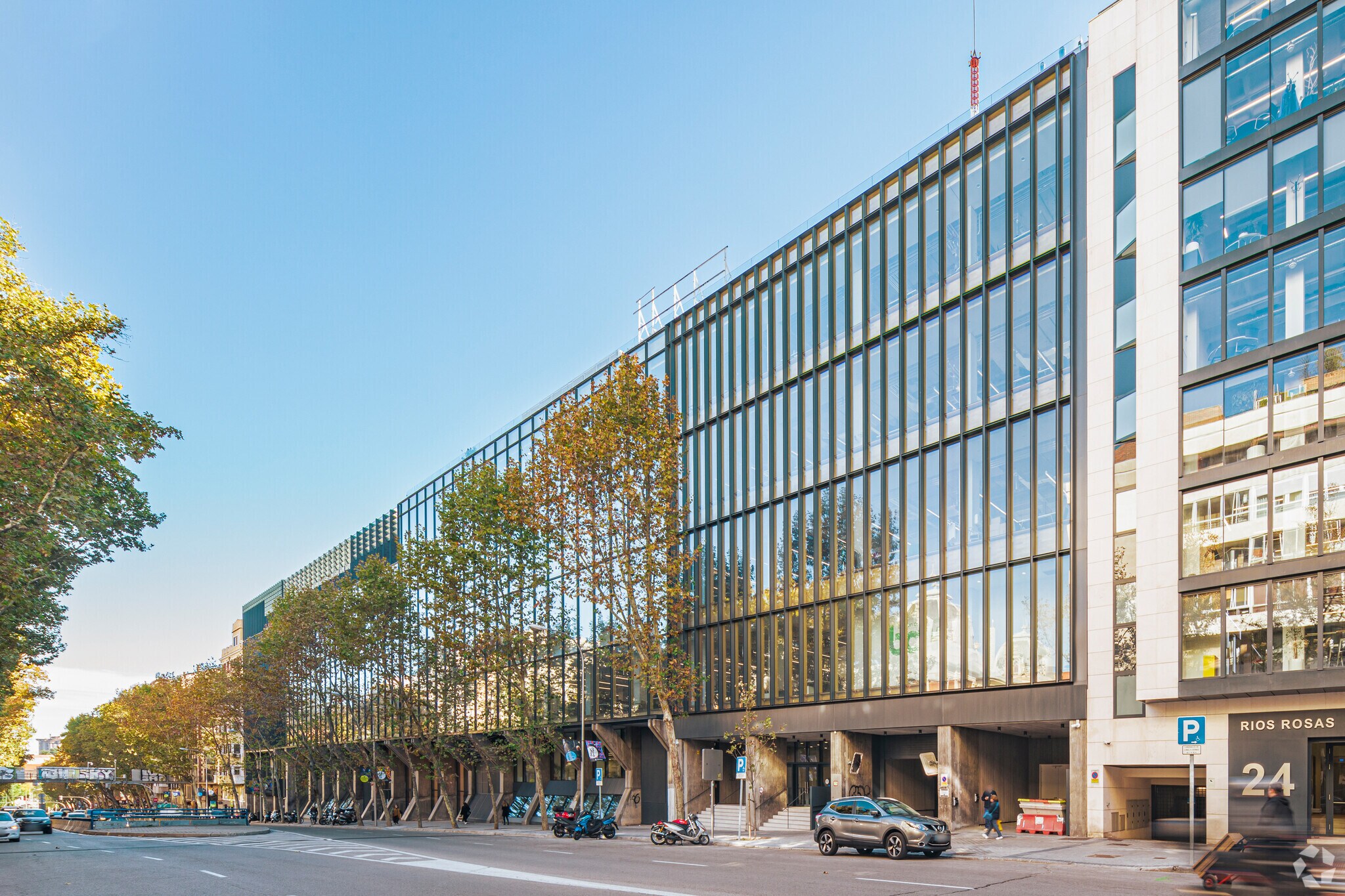 Calle de Ríos Rosas, 26, Madrid, Madrid for lease Primary Photo- Image 1 of 4