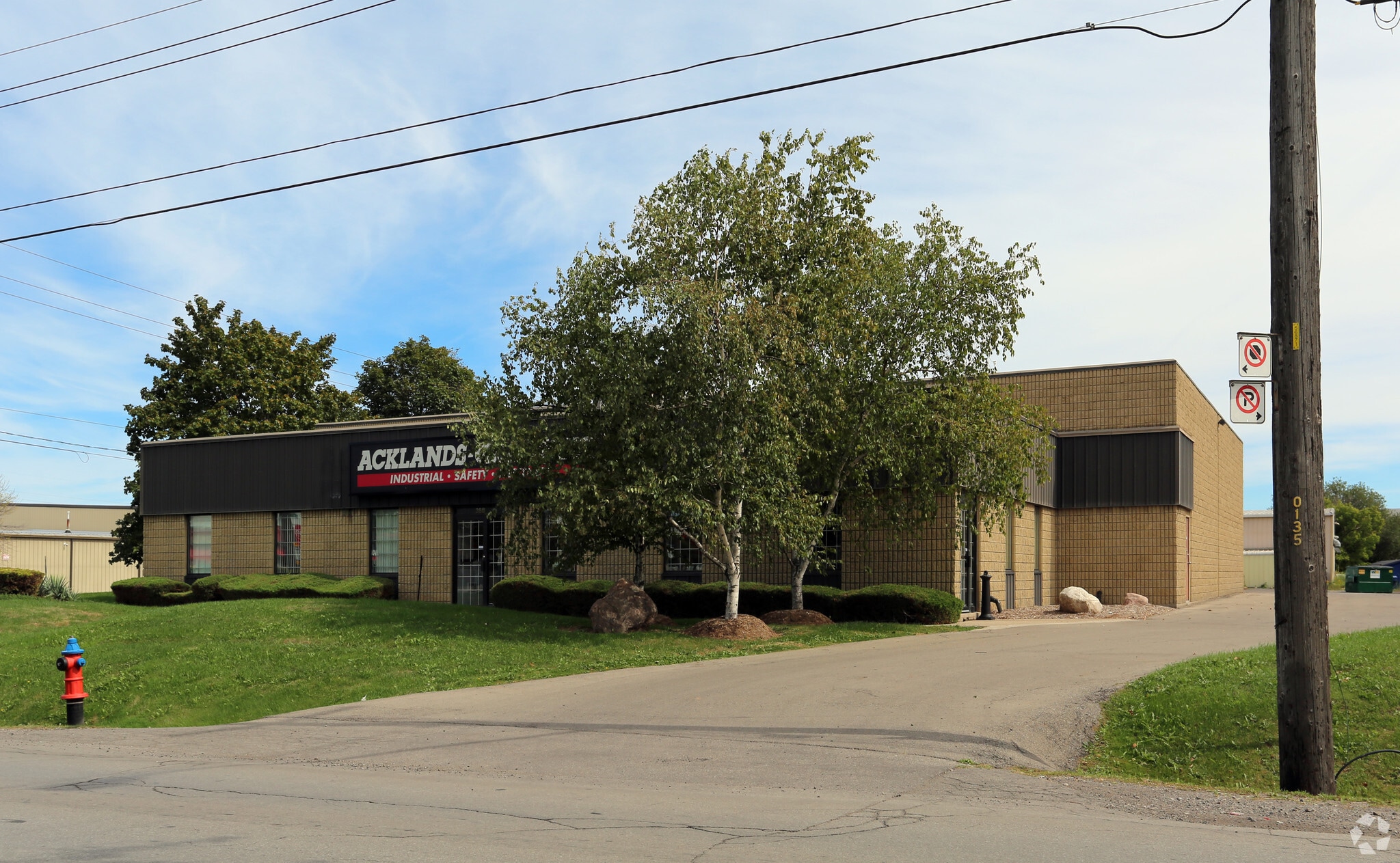 358 Dewitt Rd, Hamilton, ON for sale Primary Photo- Image 1 of 1