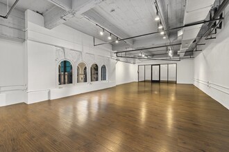 121 E 6th St, Los Angeles, CA for lease Interior Photo- Image 2 of 25