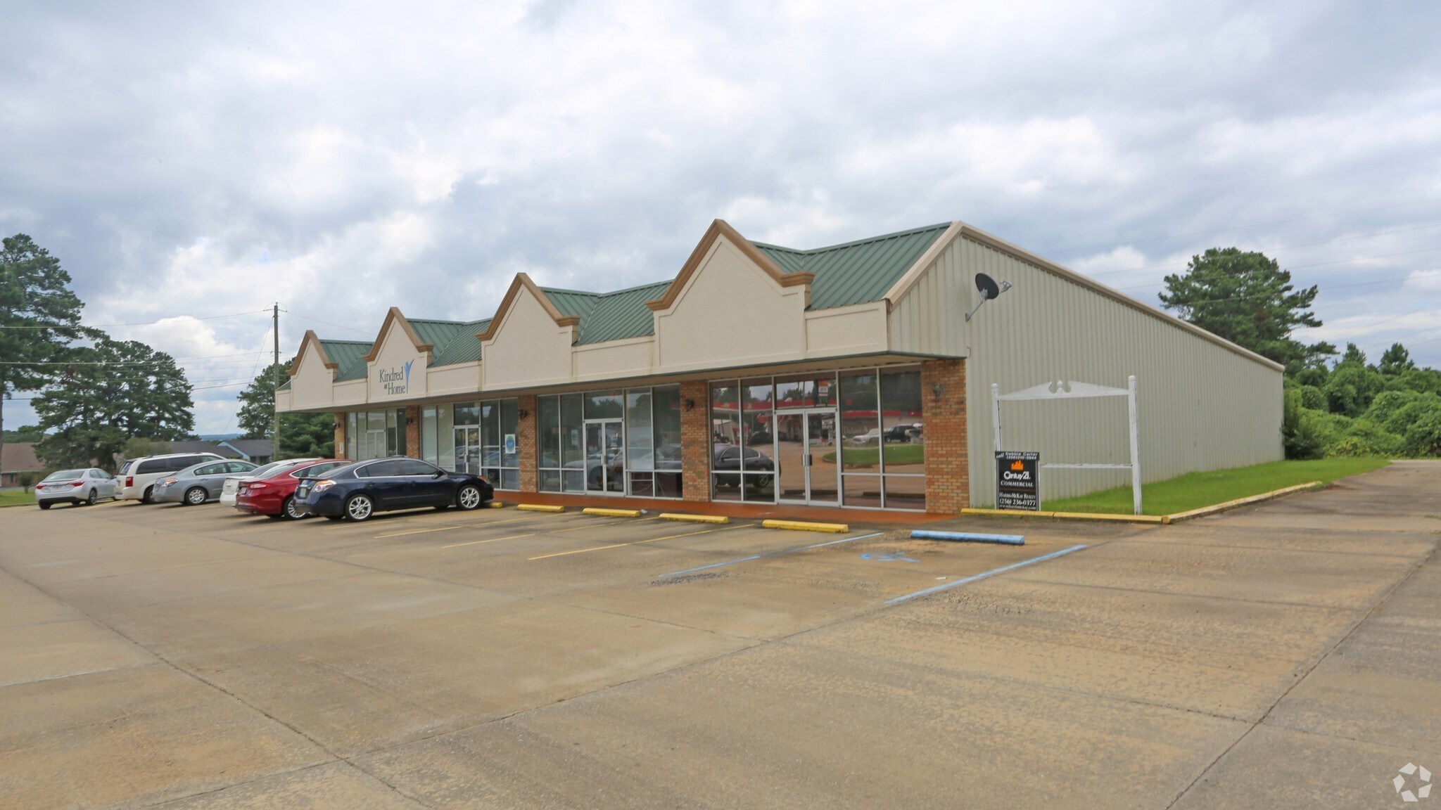 1322-1328 Greenbrier Dear Rd, Anniston, AL for sale Primary Photo- Image 1 of 1