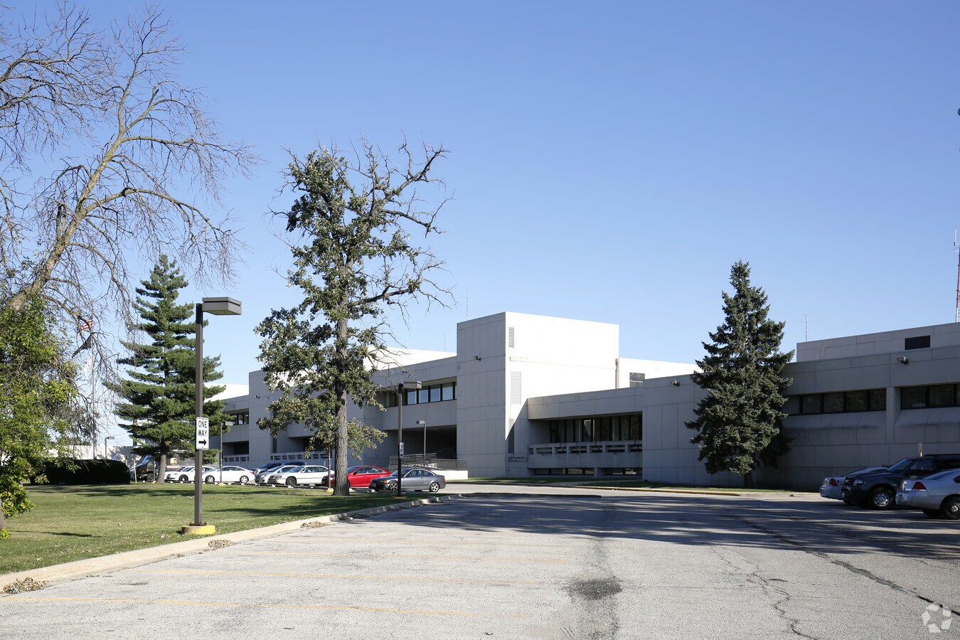 9511 Harrison St, Des Plaines, IL 60016 Property Record