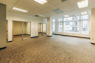 625 SW Broadway St, Portland, OR for lease Interior Photo- Image 2 of 6