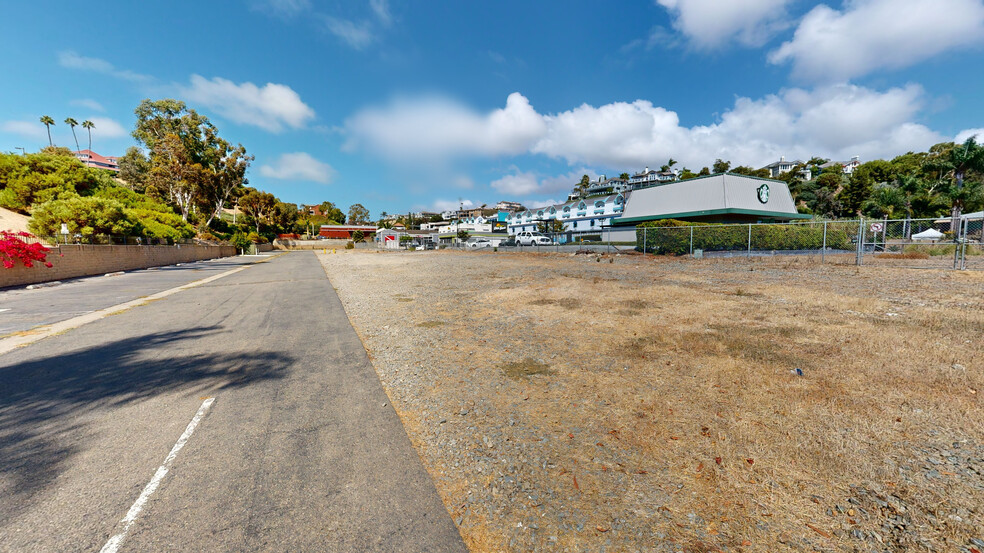 Doheny Properties portfolio of 2 properties for sale on LoopNet.com - Matterport 3D Scan - Image 2 of 46