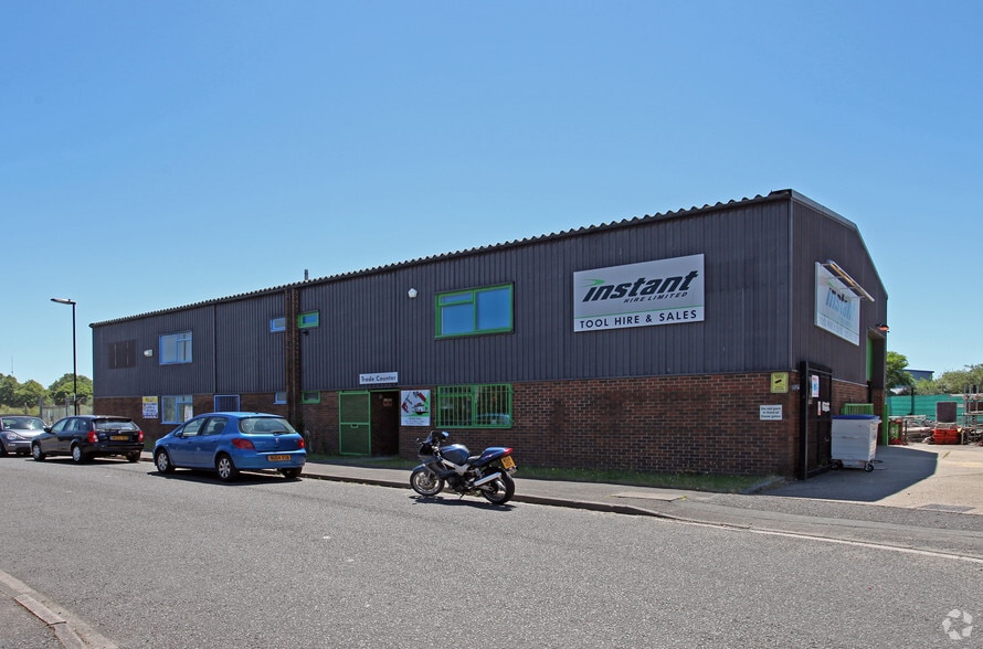 Mount Pleasant Rd, Southampton for sale - Building Photo - Image 2 of 4