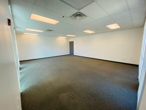 912 W 1600 S, Saint George, UT for lease Building Photo- Image 2 of 5