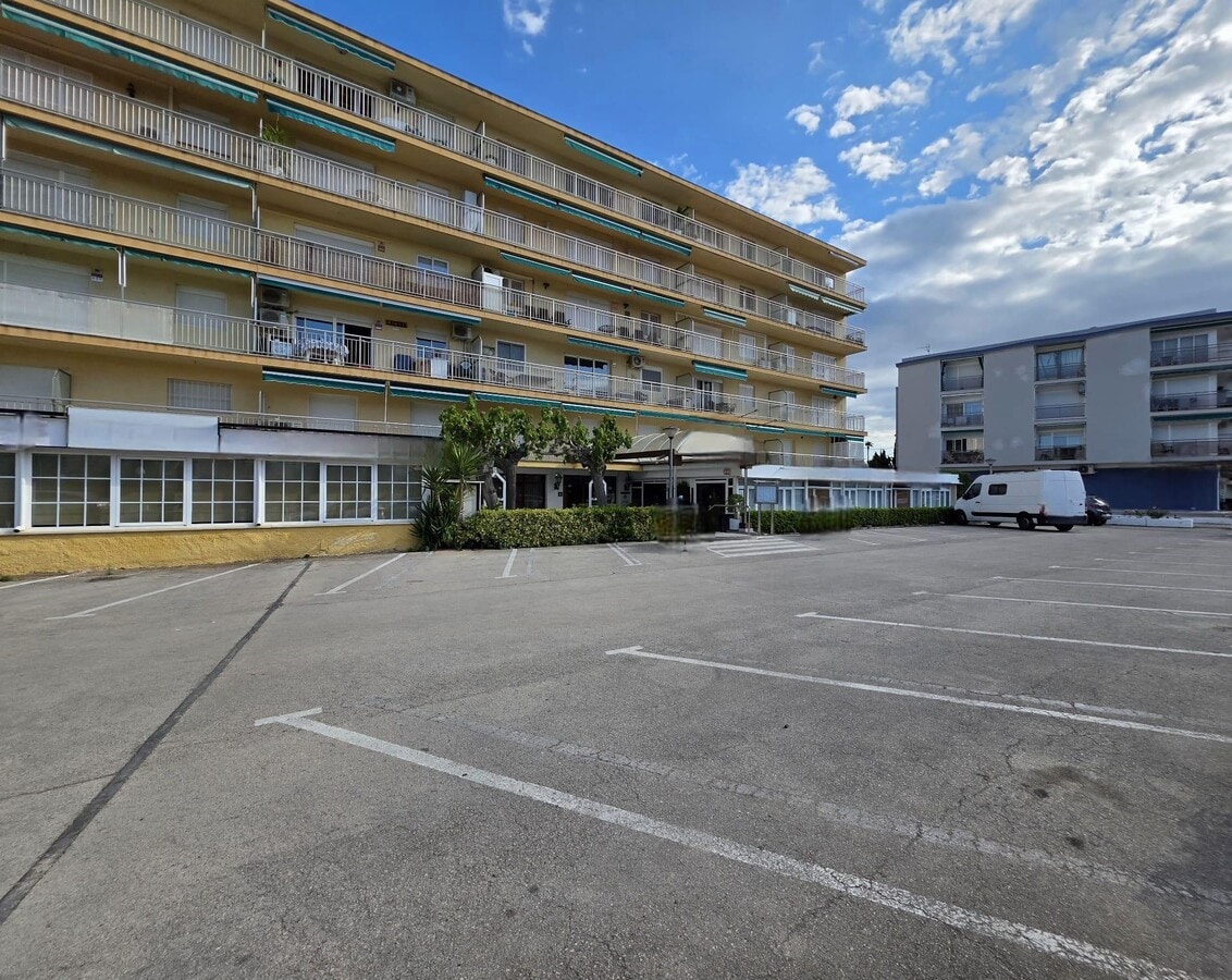 Cambrils, TAR 43850 - Unit - - - Interior Photo - Image 2 of 44