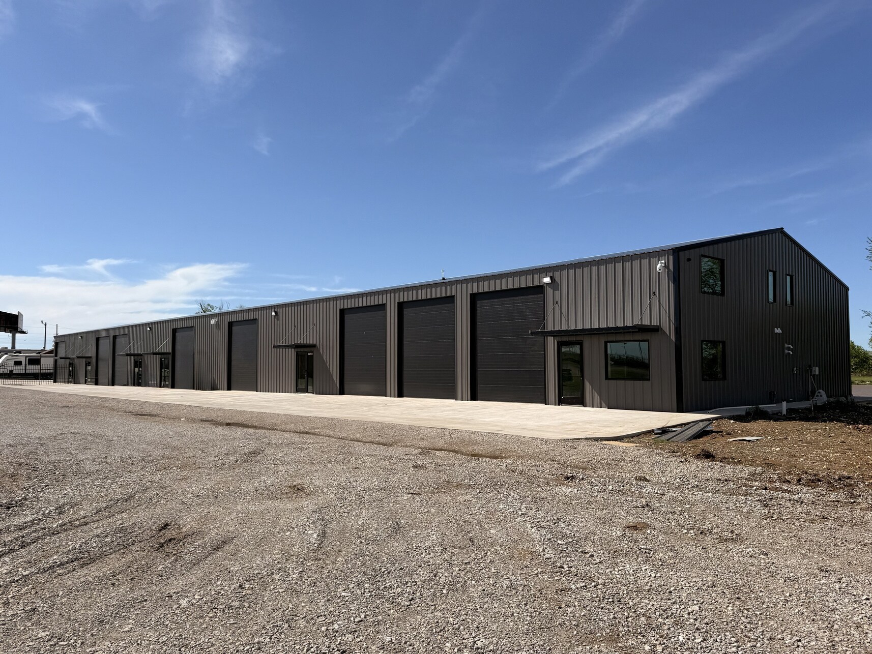 191 E Lone Oak Rd, Valley View, TX for lease Building Photo- Image 1 of 7