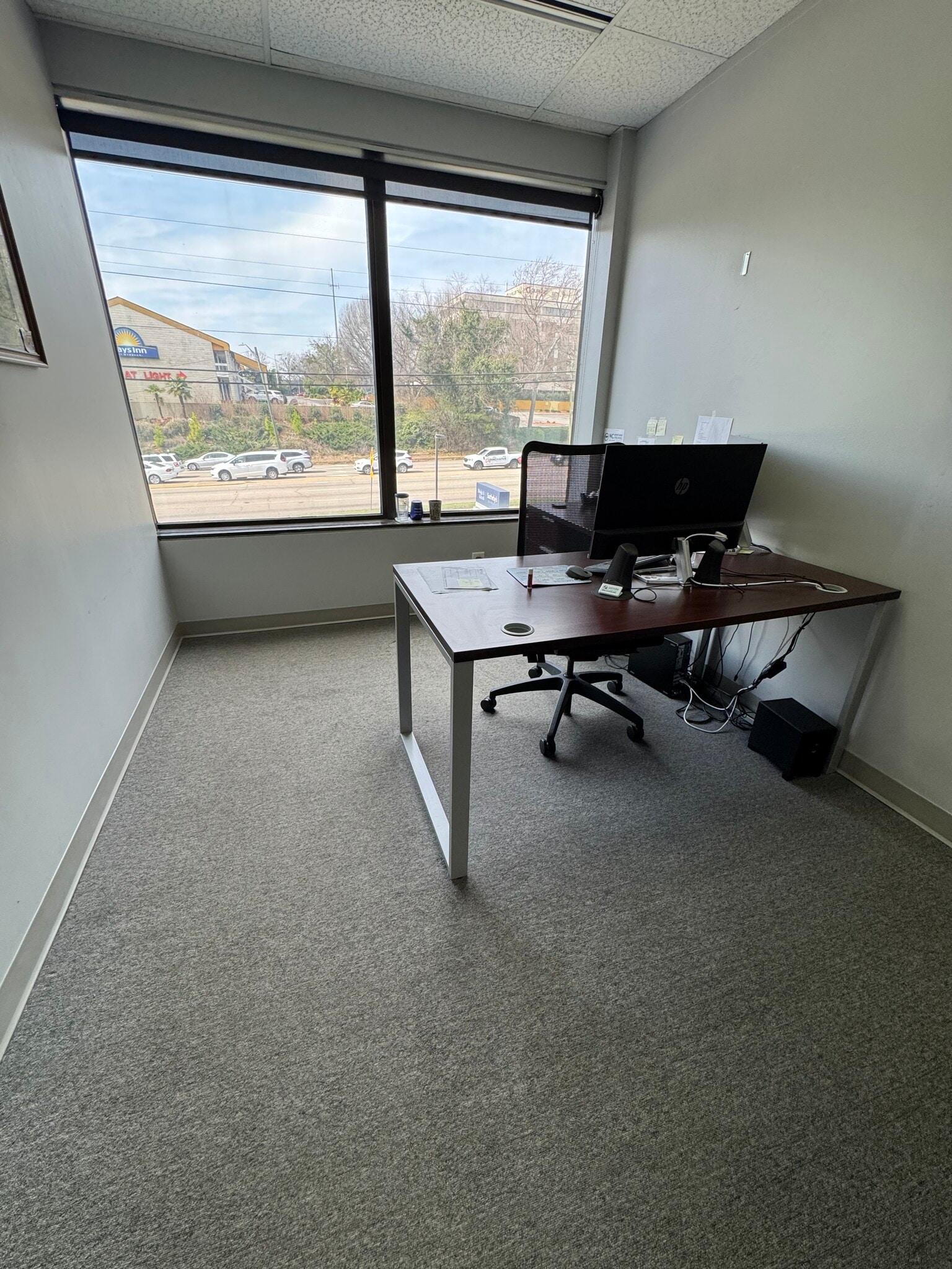 3200 Wake Forest Rd, Raleigh, NC for lease Interior Photo- Image 1 of 5