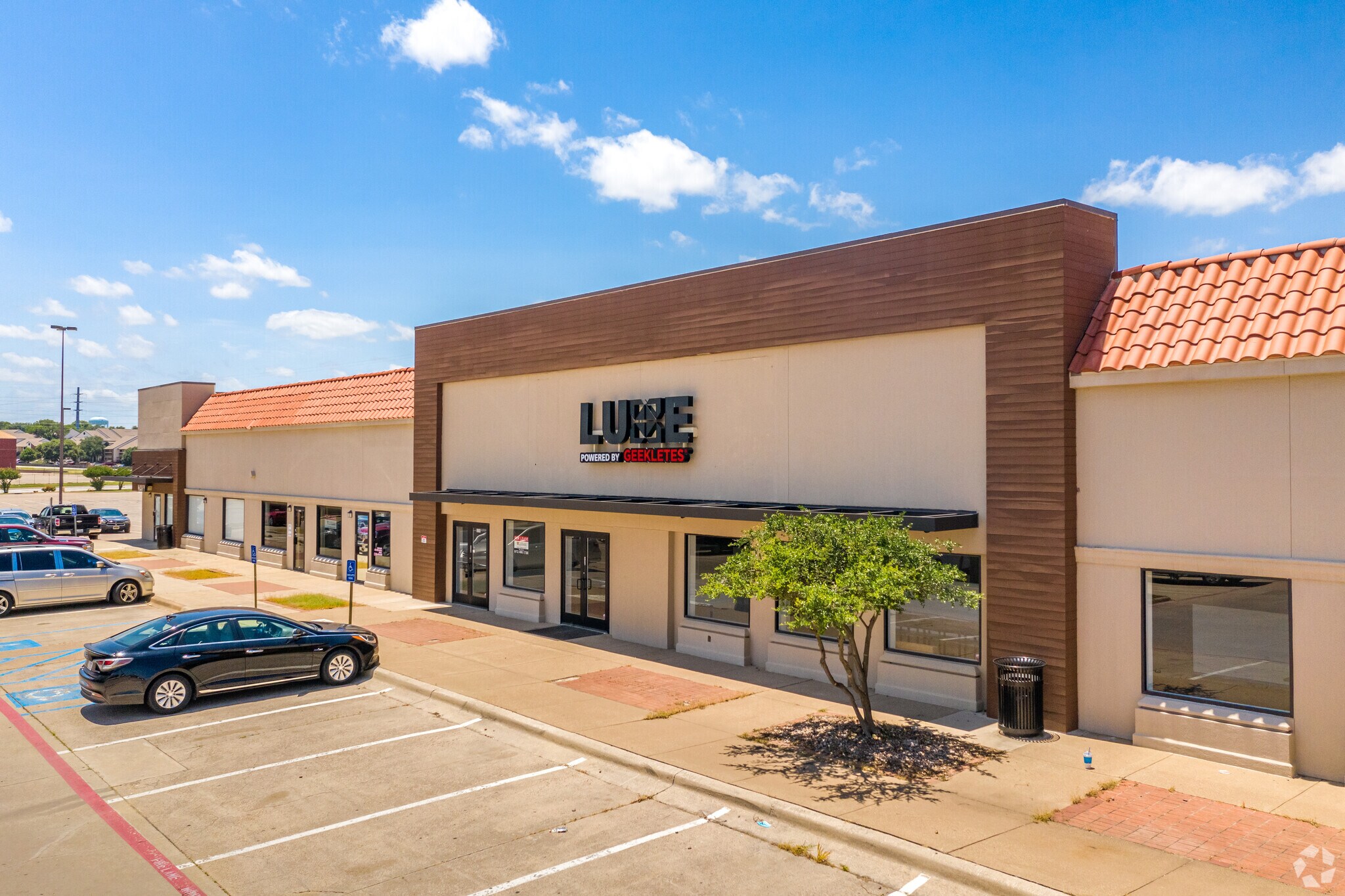 62006207 S Hulen St, Fort Worth, TX 76133 Hulen Pointe Shopping