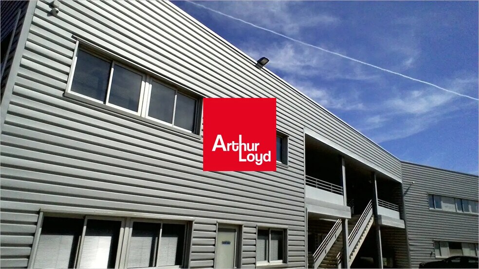 Office in La Ciotat for lease - Building Photo - Image 1 of 1