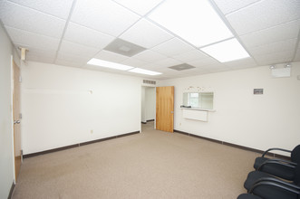 80 W Welsh Pool Rd, Exton, PA for lease Interior Photo- Image 1 of 2