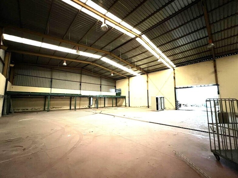 Industrial in Toral de los Vados for sale - Building Photo - Image 2 of 16