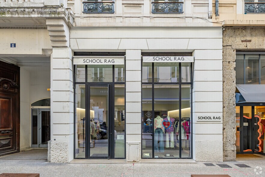 1 Rue Des Quatre Chapeaux, Lyon for lease - Building Photo - Image 2 of 13