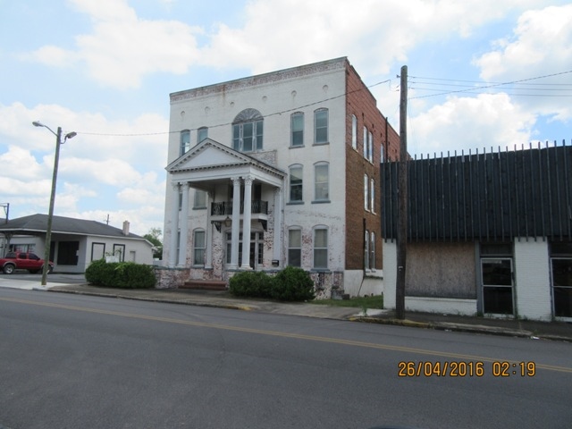 117 North St E, Talladega, AL for sale - Primary Photo - Image 1 of 32