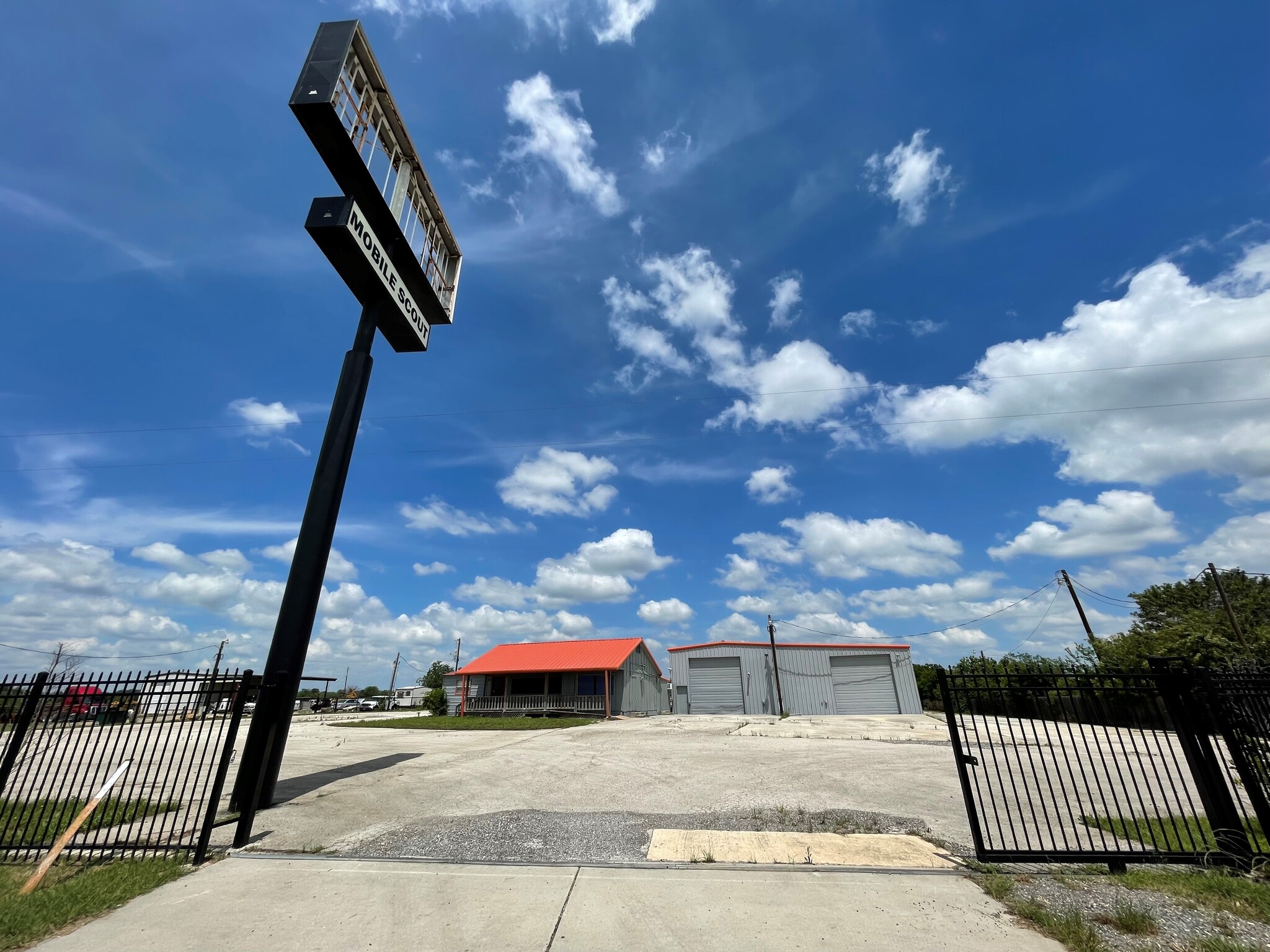 3654 W Interstate 10, Seguin, TX for sale Primary Photo- Image 1 of 1