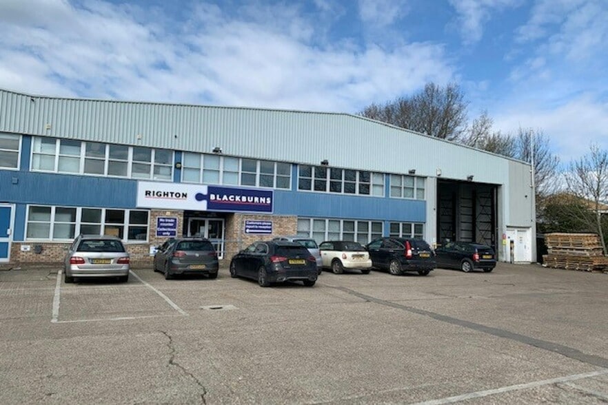 Commerce Way, Edenbridge for sale - Primary Photo - Image 1 of 1