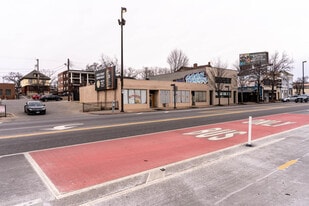 Plaza View Skyline - Retail Space