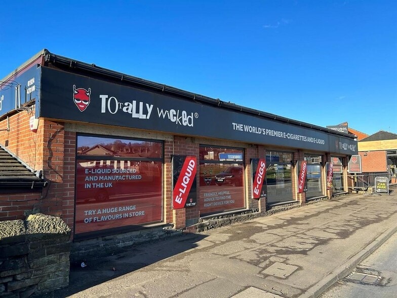 Birstall Retail Village, 895 Bradford Rd portfolio of 2 properties for sale on LoopNet.com - Building Photo - Image 2 of 4