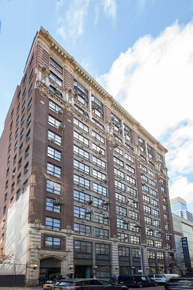 438-448 W 37th St, New York, NY for sale - Building Photo - Image 1 of 9