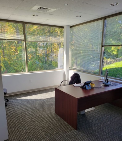 1625 Straits Tpke, Middlebury, CT for lease Interior Photo- Image 1 of 5