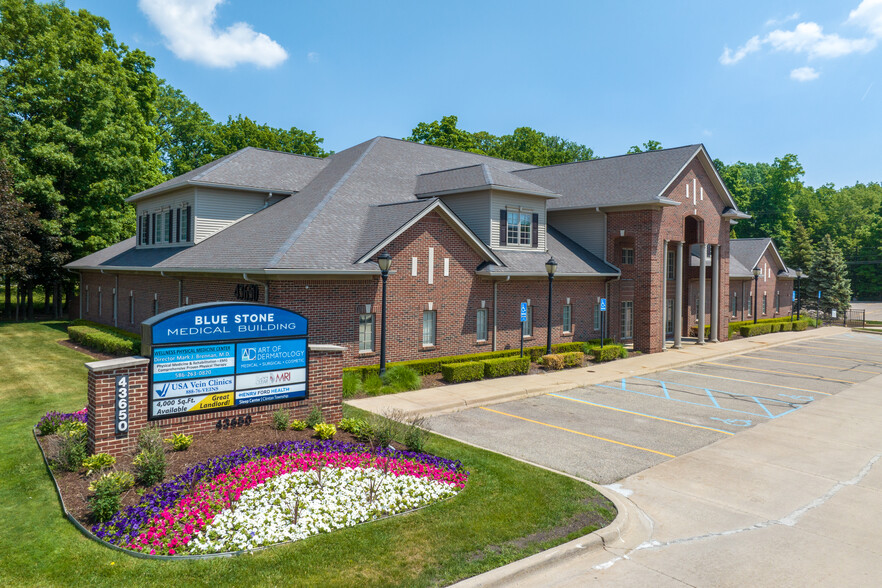 Blue Stone Medical Building - Loft