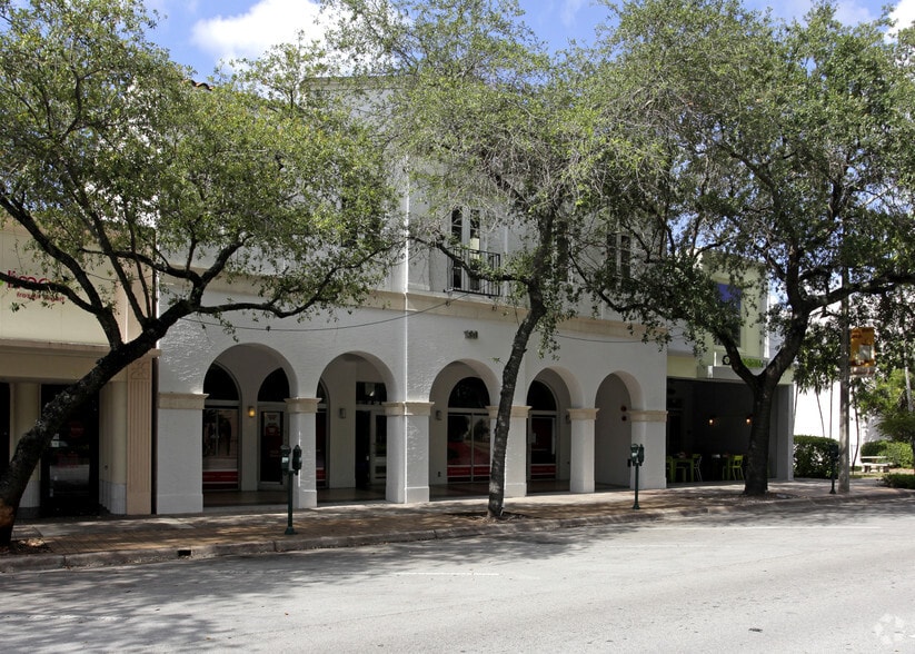 130 Miracle Mile, Coral Gables, FL for lease - Building Photo - Image 2 of 24