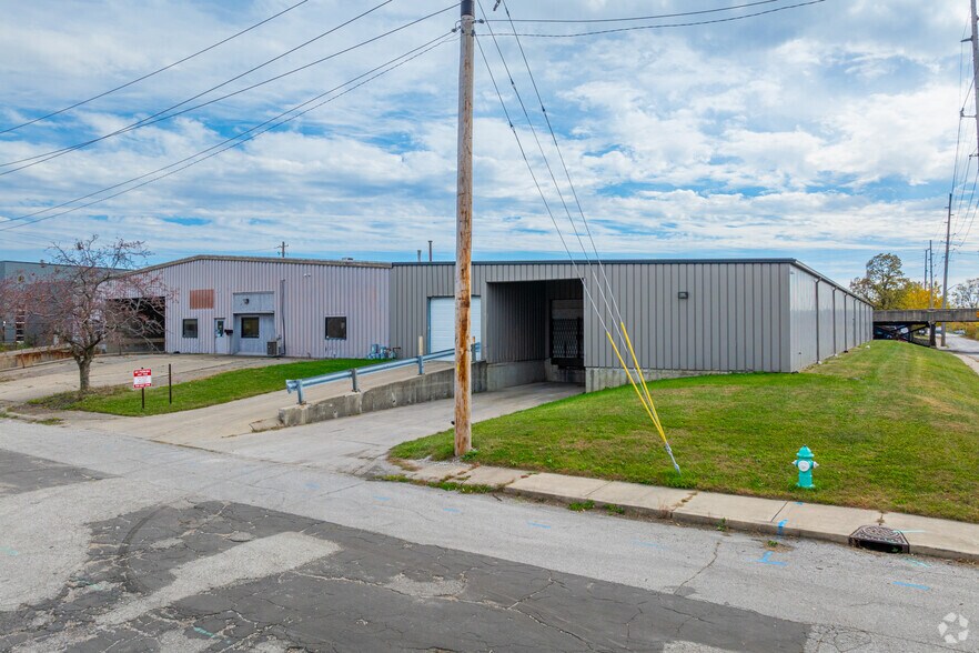 901 E Maryland St, Indianapolis, IN for lease - Building Photo - Image 1 of 18