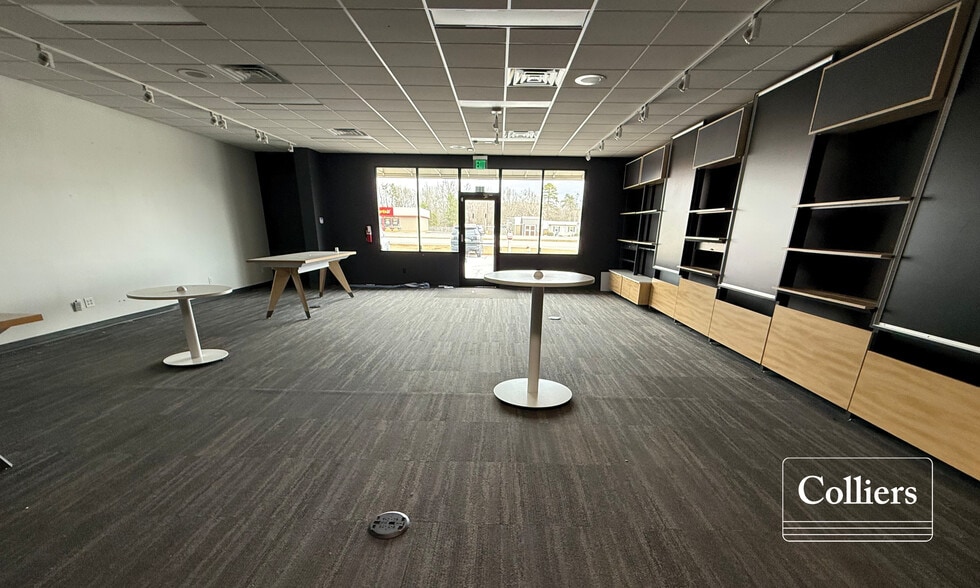 360-370 Spartanburg Hwy, Lyman, SC for lease - Building Photo - Image 3 of 6