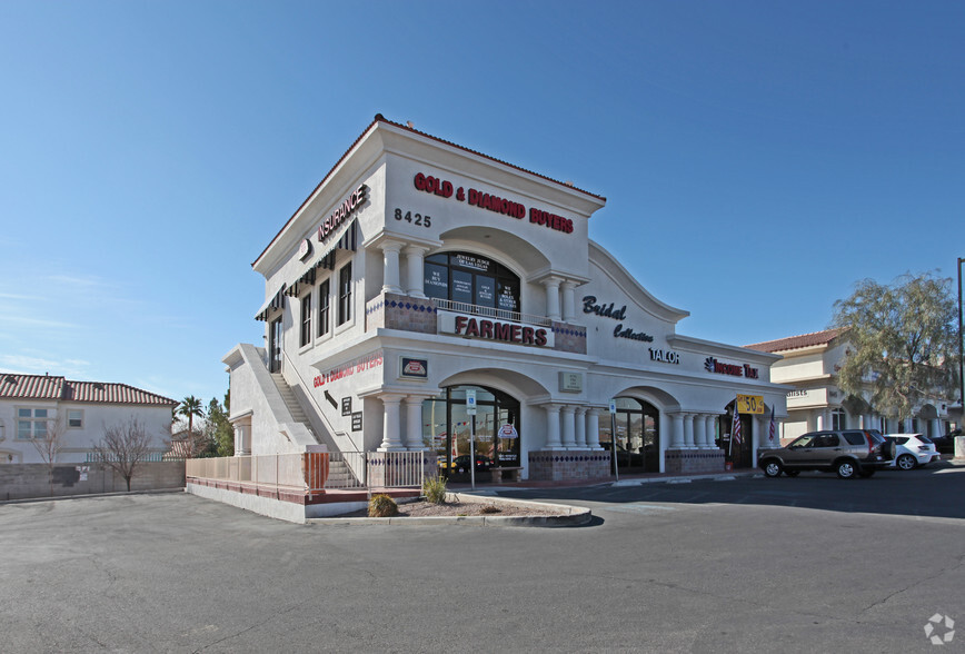 8425 W Flamingo Rd, Las Vegas, NV for lease - Primary Photo - Image 1 of 11