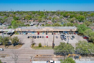 Allendale Plaza - Retail Space
