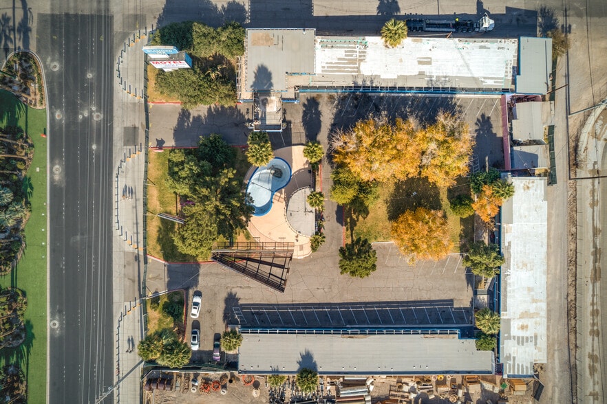 4605 S Las Vegas Blvd, Las Vegas, NV for sale - Building Photo - Image 3 of 6