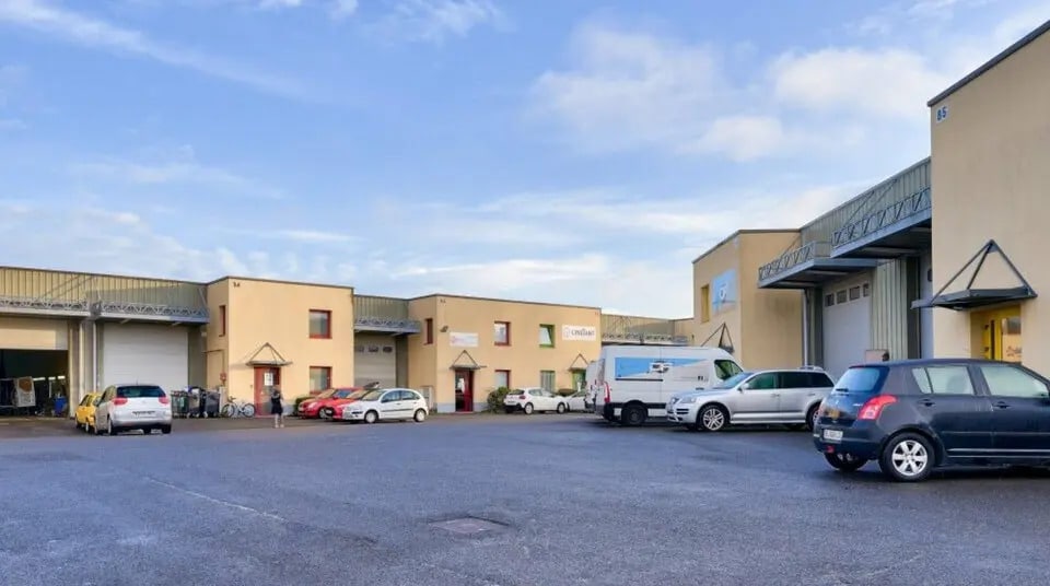 Flex in Pontault-Combault for lease - Building Photo - Image 1 of 7