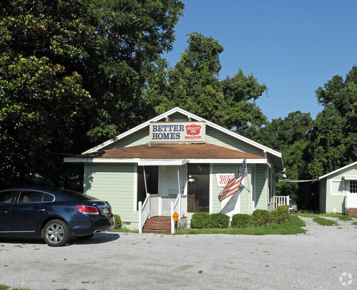 321 Pace Blvd, Pensacola, FL for sale - Building Photo - Image 3 of 3