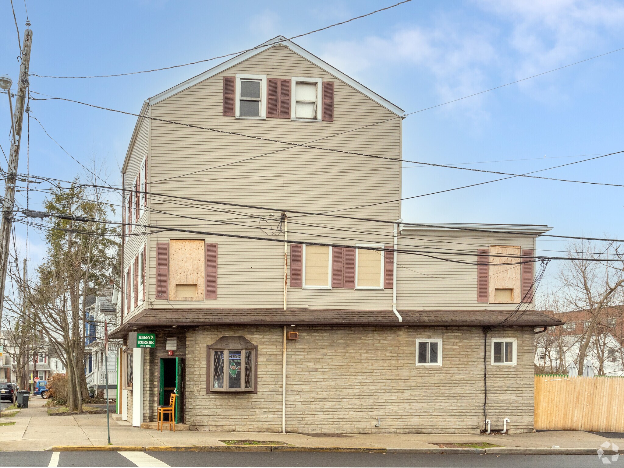 75 Morrell St, New Brunswick, NJ 08901 KELLY’S KORNER