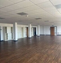 Fourth Ave, Harrogate for lease Interior Photo- Image 1 of 1